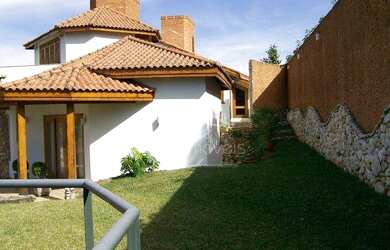 Imagem 7: Casa para venda no Condomínio Arujazinho I, II e III