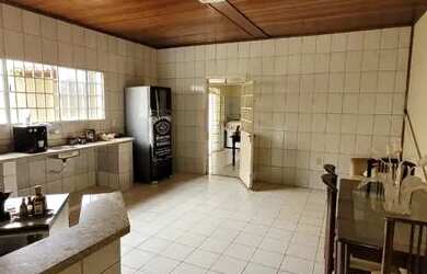 Imagem 4: Vende Casa no Bairro Paraviana - Localizado em uma Avenida