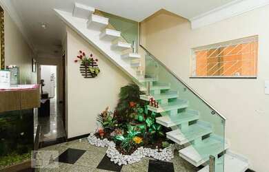 Imagem 6: Sobrado com piscina. Piscina, 270m² de Área, 5 Vagas na garageme4 Dormitórios