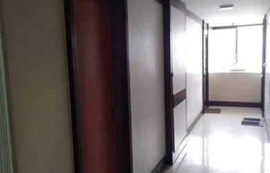 Imagem: O depósito possui 1 Vaga na garagem e 36m² de Área e está