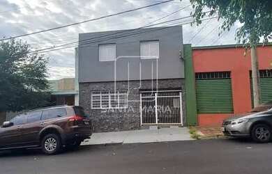 Imagem: O depósito possui 1 Vaga na garagem, 112m² de Área e está