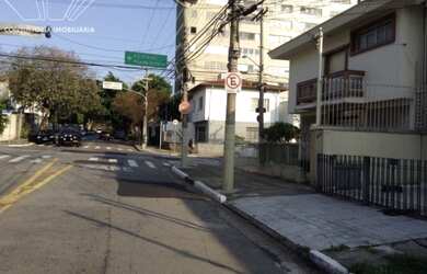 Imagem: O depósito possui 4 Vagas na garagem e 150m² de Área e está