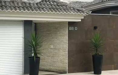 Imagem: A casa em condomínio possui 3 Dormitórios, 5 Banheiros, 2