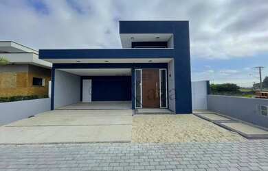 Imagem: A casa em condomínio possui 3 Dormitórios, 3 Banheiros, 2