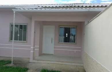 Imagem: A casa possui 2 Dormitórios, 2 Banheiros, 1 Vaga na garagem