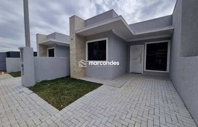 Imagem: A casa em condomínio possui 3 Dormitórios, 2 Banheiros, 2