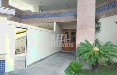 Imagem: O apartamento possui 3 Dormitórios, 1 Banheiro, 2 Vagas na