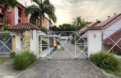 Imagem: A casa em condomínio possui 3 Dormitórios, 3 Banheiros, 2