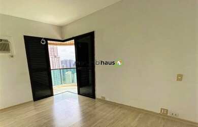 Imagem 13: Morumbi Nobre. Piscina, Churrasqueira, 236m² de Áreae4 Vagas na garagem