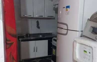 Imagem: A kitnet possui 1 Dormitório e 2 Banheiros e está localizado