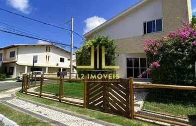 Imagem: A casa em condomínio possui 4 Dormitórios, 4 Banheiros, 2