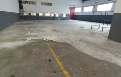 Imagem: O depósito possui 980m² de Área e está localizado em Cidade