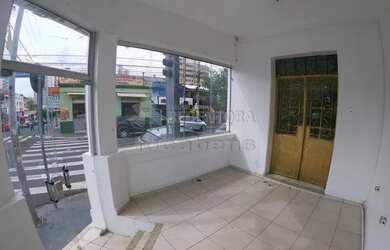 Imagem: O depósito possui 413m² de Área e está localizado em Centro