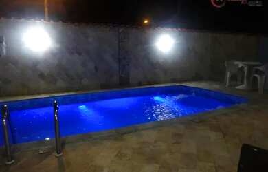 Imagem: A casa possui 4 Dormitórios, 3 Banheiros, 1 Vaga na garagem