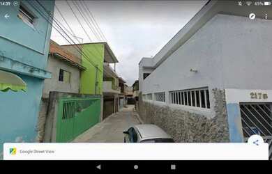 Imagem: A casa possui 2 Dormitórios e 2 Banheiros e está localizado