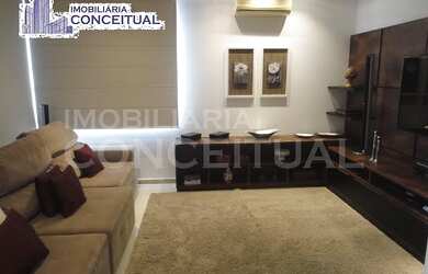 Imagem: A casa em condomínio possui 4 Dormitórios, 5 Banheiros, 3