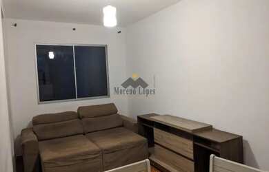 Imagem: O apartamento possui 2 Dormitórios, 1 Banheiro, 1 Vaga na garagem