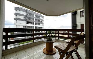 Imagem: O apartamento possui 3 Dormitórios, 3 Banheiros, 2 Vagas na