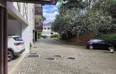 Imagem: O apartamento possui 3 Dormitórios, 3 Banheiros, 2 Vagas na