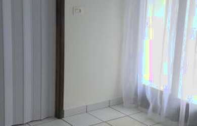 Imagem: A kitnet possui 1 Dormitório, 1 Banheiro e está localizado