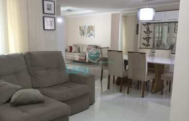 Imagem: A casa possui 3 Dormitórios, 4 Banheiros, 5 Vagas na garagem