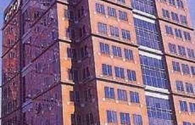 Imagem: O depósito possui 5 Vagas na garagem, 1.613m² de Área e