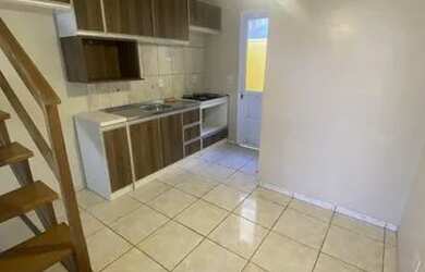 Imagem: A casa possui 2 Dormitórios, 1 Banheiro, 1 Vaga na garagem