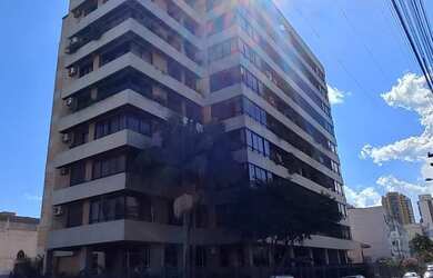 Imagem: O apartamento possui 3 Dormitórios, 4 Banheiros, 2 Vagas na