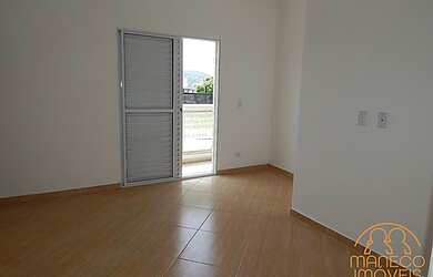 Imagem: A casa possui 3 Dormitórios, 2 Banheiros, 1 Vaga na garagem