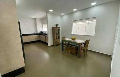 Imagem 13: Casa para aluguel tem 280 metros quadrados com 4 quartos