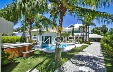 Imagem: A casa em condomínio possui 5 Dormitórios, 5 Banheiros, 4