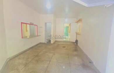 Imagem: A casa possui 1 Dormitório, 3 Banheiros, 1 Vaga na garagem