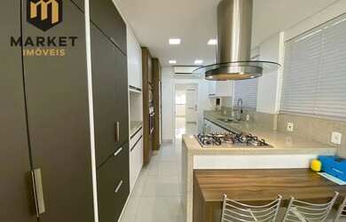 Imagem: O apartamento possui 4 Dormitórios, 4 Banheiros, 2 Vagas na