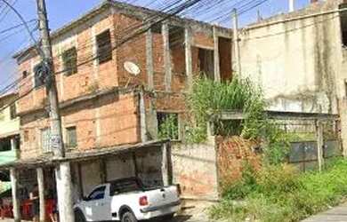 Imagem: A casa possui 2 Dormitórios, 2 Banheiros, 1 Vaga na garagem