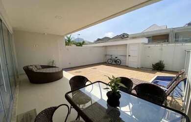 Imagem 6: Casa para aluguel tem 280 metros quadrados com 4 quartos