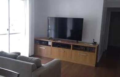 Imagem: O apartamento possui 3 Dormitórios, 2 Banheiros, 2 Vagas na