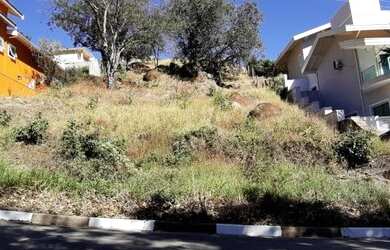 Imagem: O terreno possui 1.020m² de Área e está localizado em Pinheiro