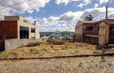 Imagem: O terreno à venda possui 301m² de Área e está localizado