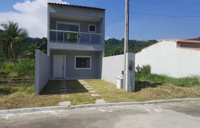 Imagem: A casa em condomínio possui 2 Dormitórios, 3 Banheiros, 3