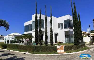 Imagem: A casa em condomínio possui 3 Dormitórios, 4 Banheiros, 4
