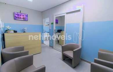 Imagem: O depósito possui 1 Vaga na garagem, 153m² de Área e Imóvel