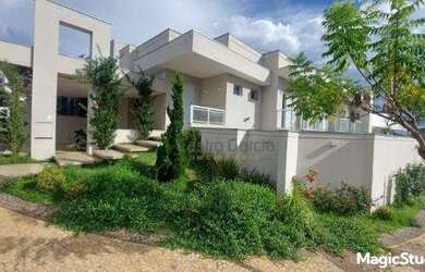 Imagem: A casa em condomínio possui 3 Dormitórios, 5 Banheiros, 5