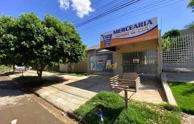 Imagem: A casa possui 2 Dormitórios, 1 Banheiro, 1 Vaga na garagem