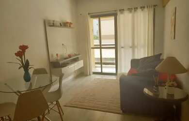 Imagem: O apartamento possui 1 Dormitório, 1 Banheiro, 1 Vaga na garagem