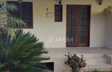 Imagem 1: Casa com 2 Quartos à Venda por R$ 340.000 - Itaipu - Niterói/RJ