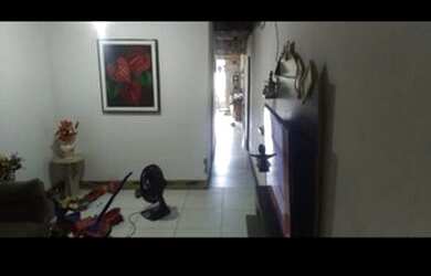 Imagem: O apartamento possui 3 Dormitórios, 1 Banheiro, 1 Vaga na garagem