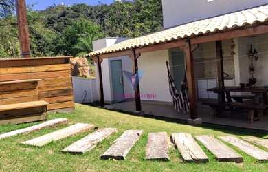 Imagem: A casa em condomínio possui 3 Dormitórios, 3 Banheiros, 4