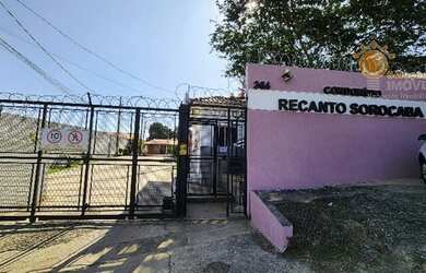 Imagem: A casa em condomínio possui 2 Dormitórios, 2 Banheiros, 2