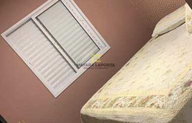 Imagem: O apartamento possui 2 Dormitórios, 1 Banheiro, 2 Vagas na