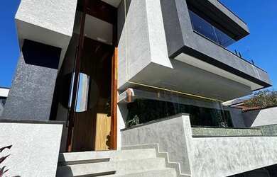 Imagem: A casa em condomínio possui 3 Dormitórios, 5 Banheiros, 4